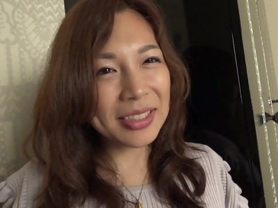 Xnxx   398con-049　35歳の天然ボディ・ブラのホックも弾け飛ぶ迫力満点gカップ 