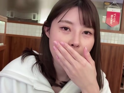 Xnxx   435mfc-128　大好きなチ●コが目の前にあると『舐めていい？』と自らフェラ志望 